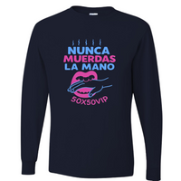 Nunca muerdas la mano Shirt